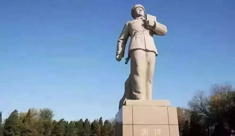 尋訪雷鋒足跡，感受雷鋒精神！——九九智能環(huán)保3.5學(xué)雷鋒紀(jì)念日主題黨日活動(dòng)