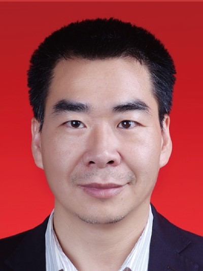 創(chuàng)新研究院院長 楊亦